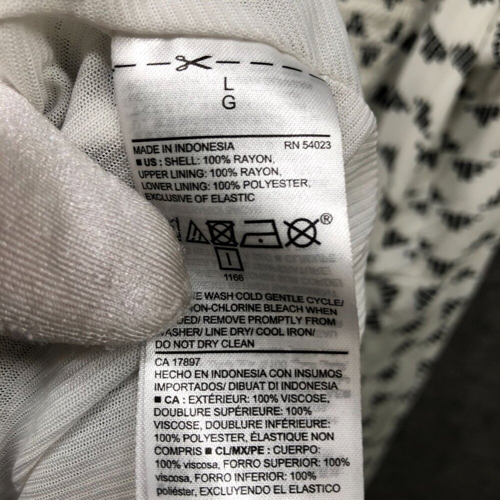 Old Navy Cami Dress Womens L White Black Printed Knee Length A-Line Rayon V-Neck - Picture 10 of 10